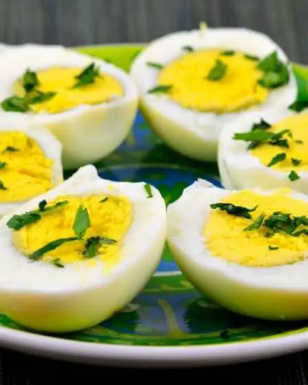 Hard boiled eggs in oven