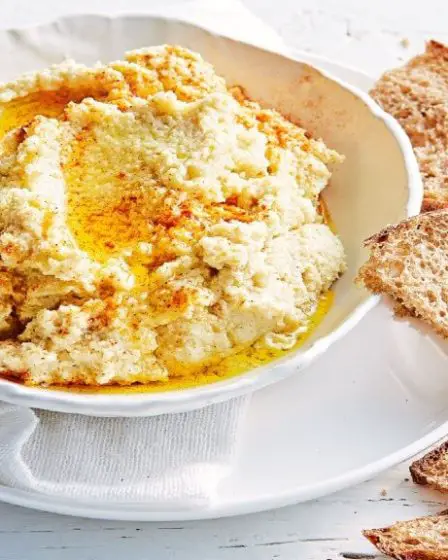 cauliflower hummus