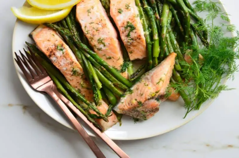 KETO SALMON RECIPE Made With Garlic Butter And Asparagus